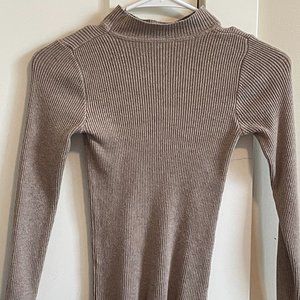 Long sleeve turtle neck sweater